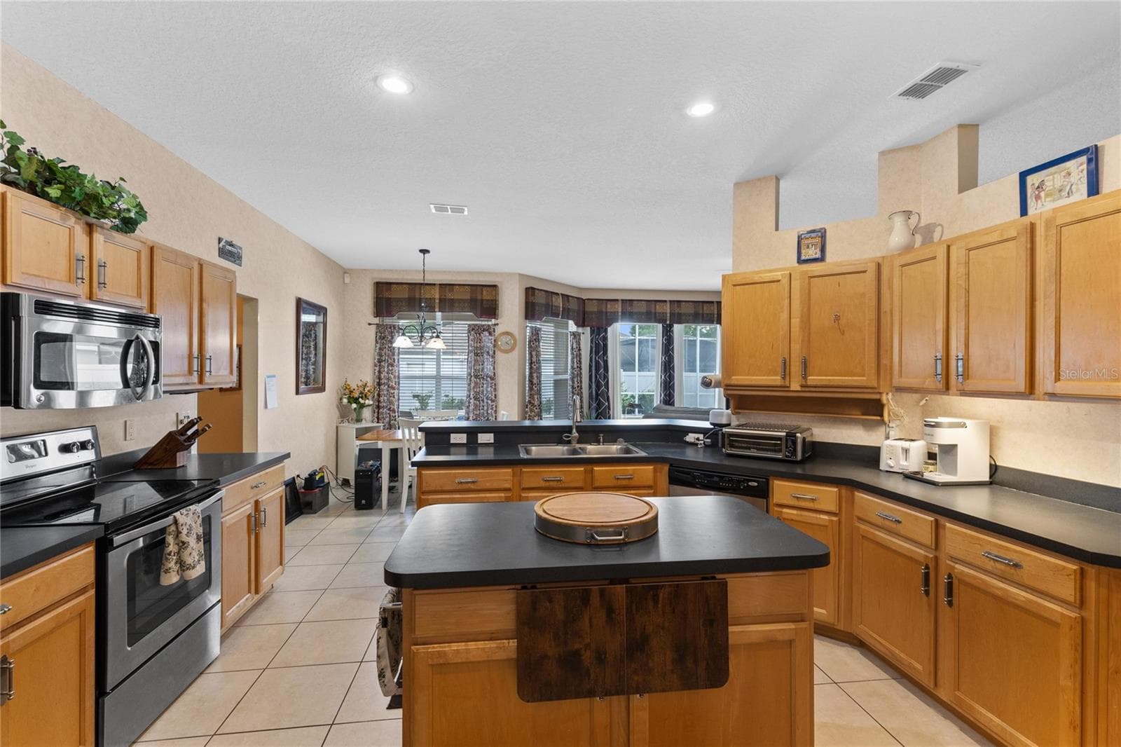 3670 HALF MOON DRIVE — photo 14 of 34