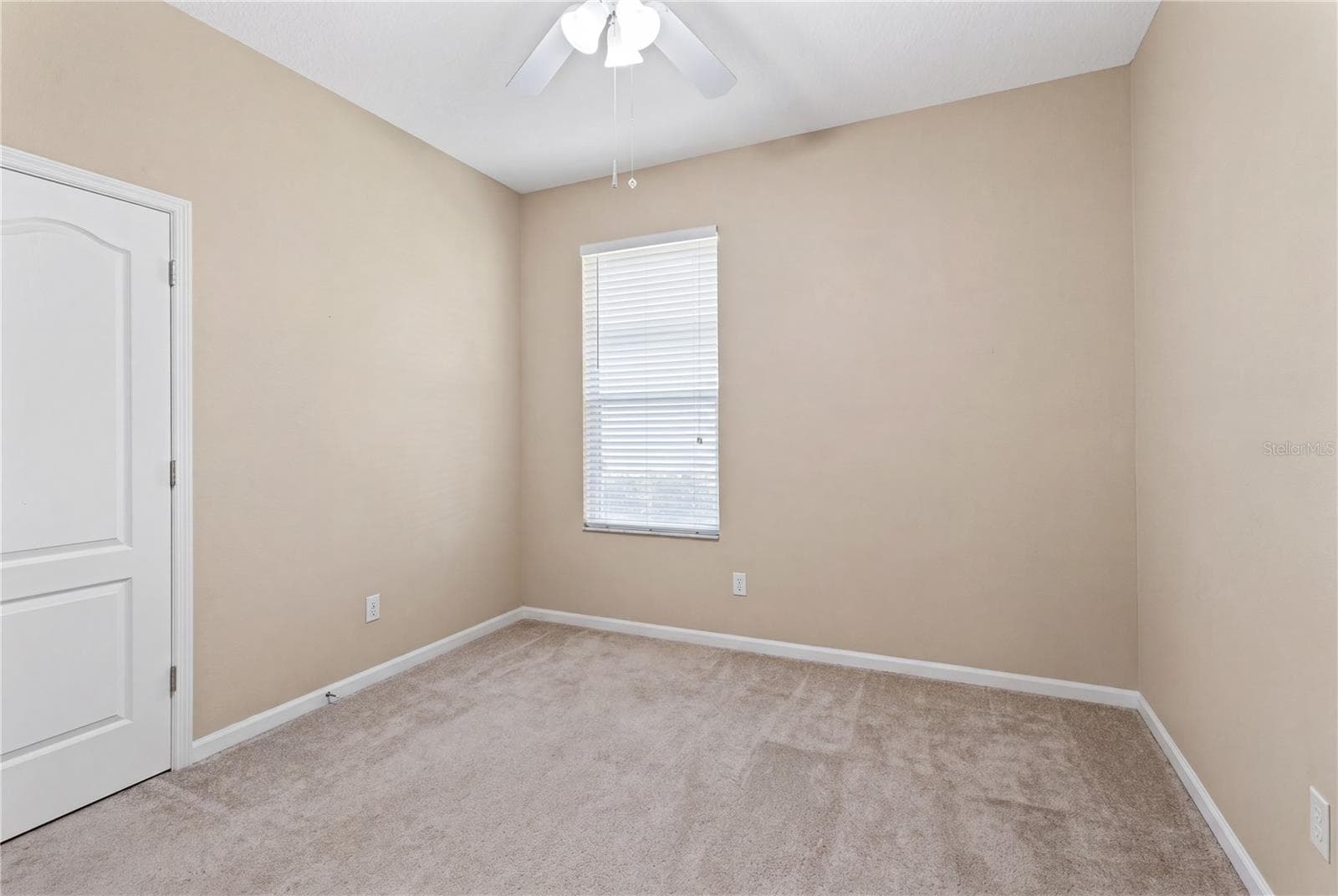 3670 HALF MOON DRIVE — photo 23 of 34