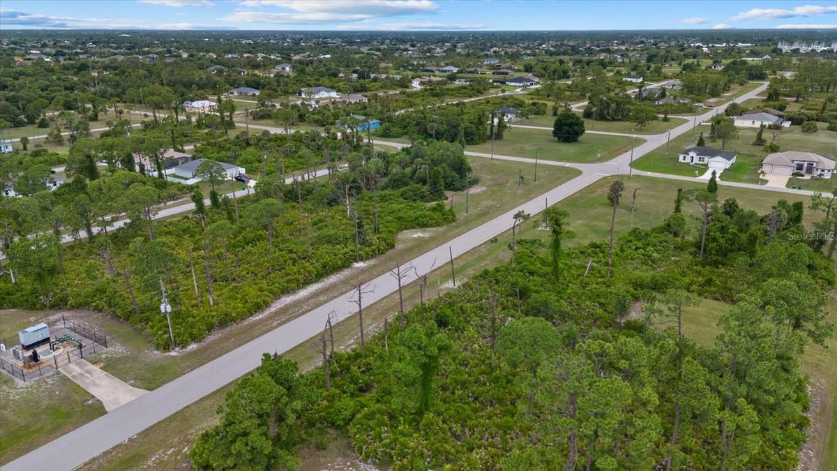 49 MASTHEAD ROAD — photo 13 of 18