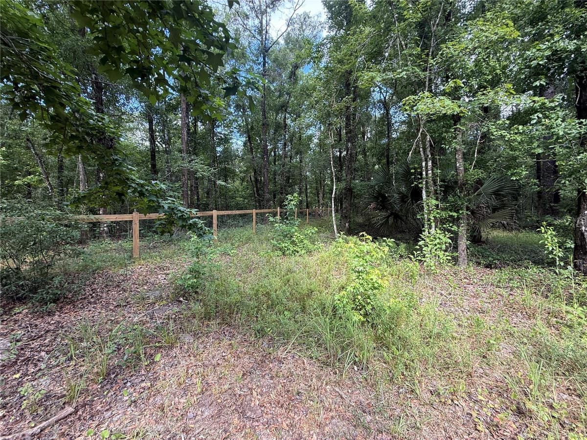 10225 WEATHERBY AVENUE — photo 12 of 32