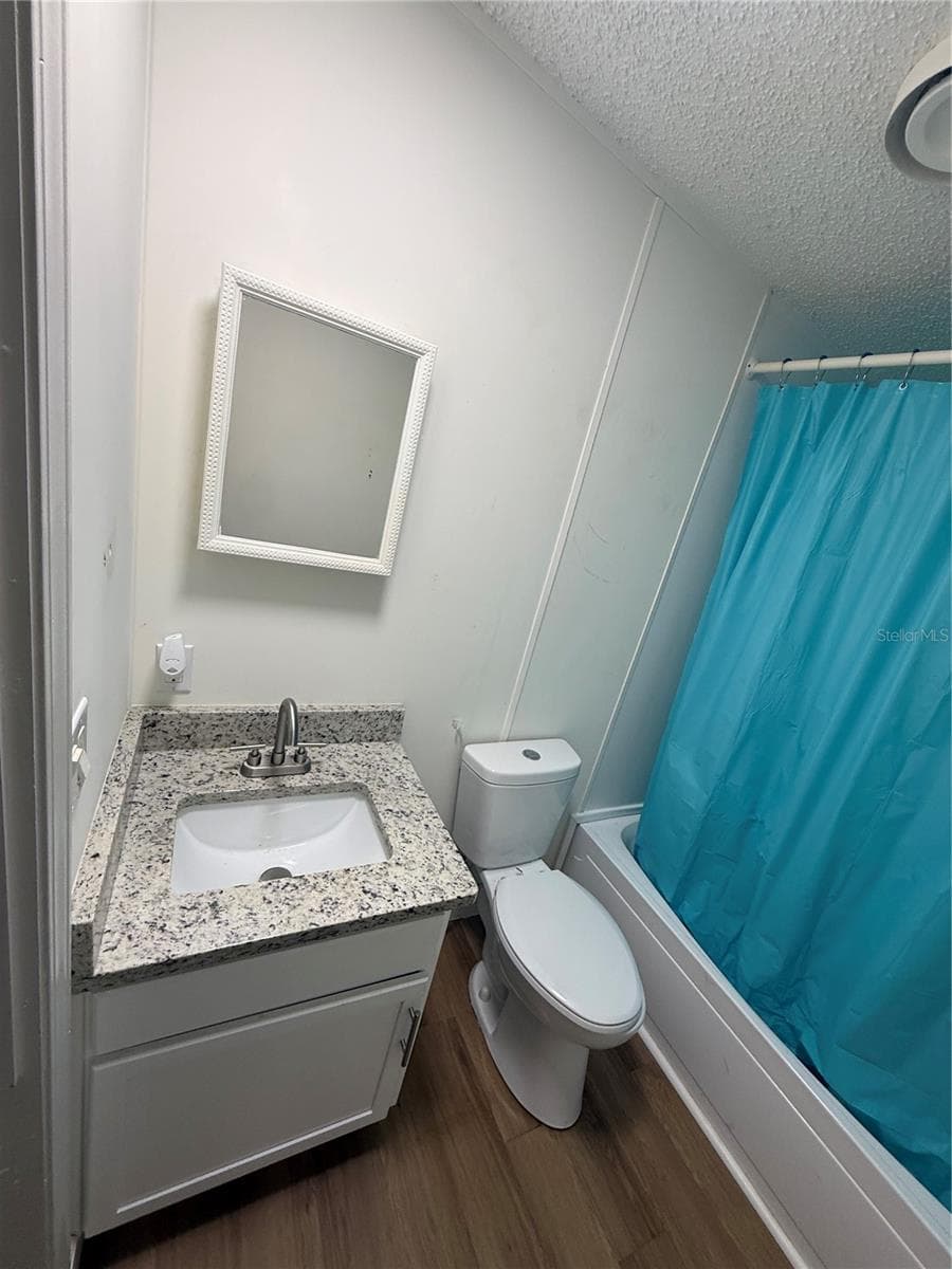 10225 WEATHERBY AVENUE — photo 29 of 32