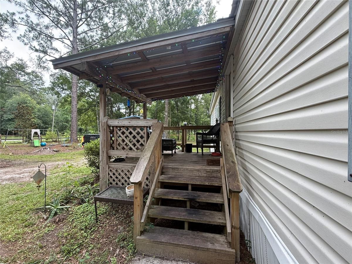 10225 WEATHERBY AVENUE — photo 7 of 32