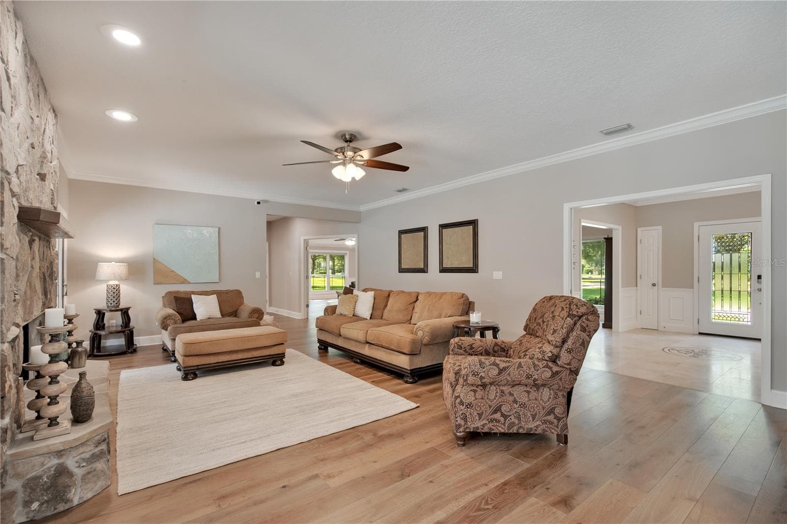 8368 RAMBLING RIVER DRIVE — photo 9 of 41
