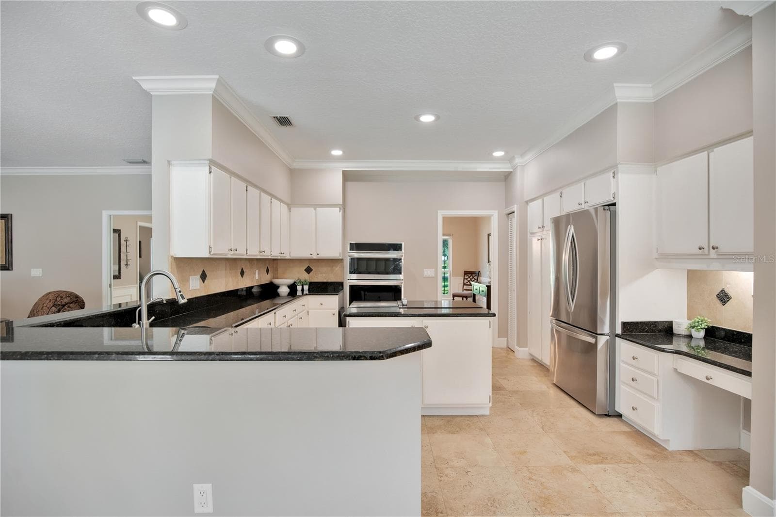 8368 RAMBLING RIVER DRIVE — photo 20 of 41