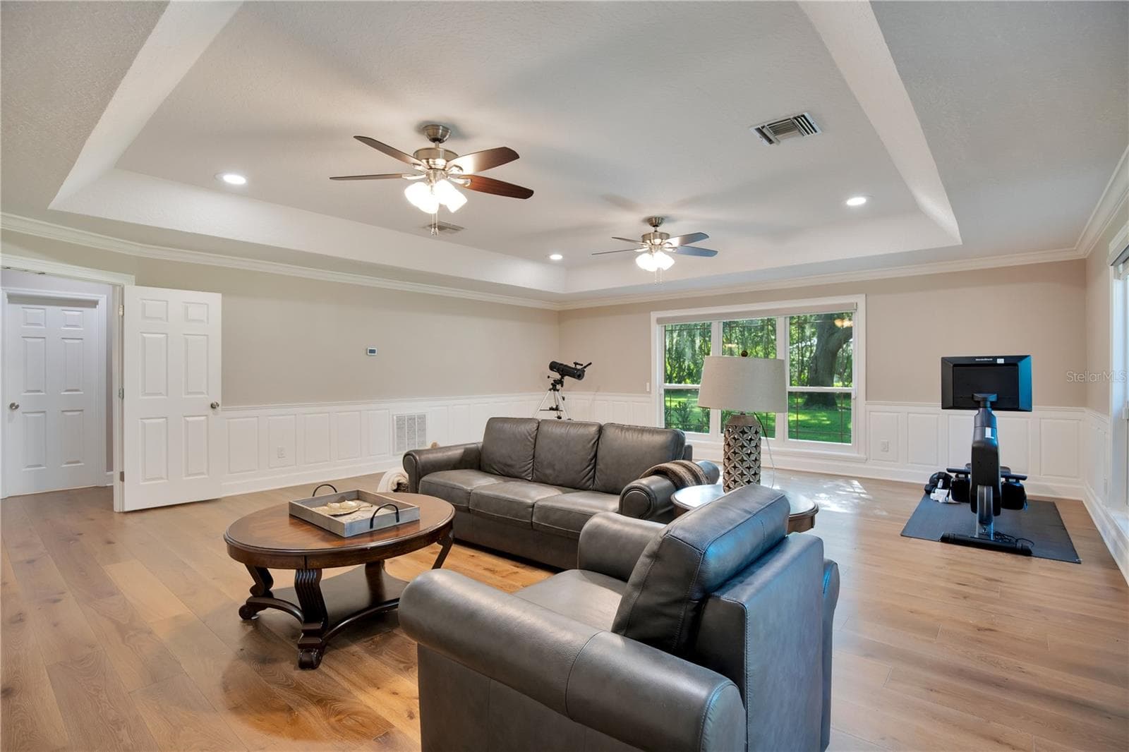 8368 RAMBLING RIVER DRIVE — photo 13 of 41