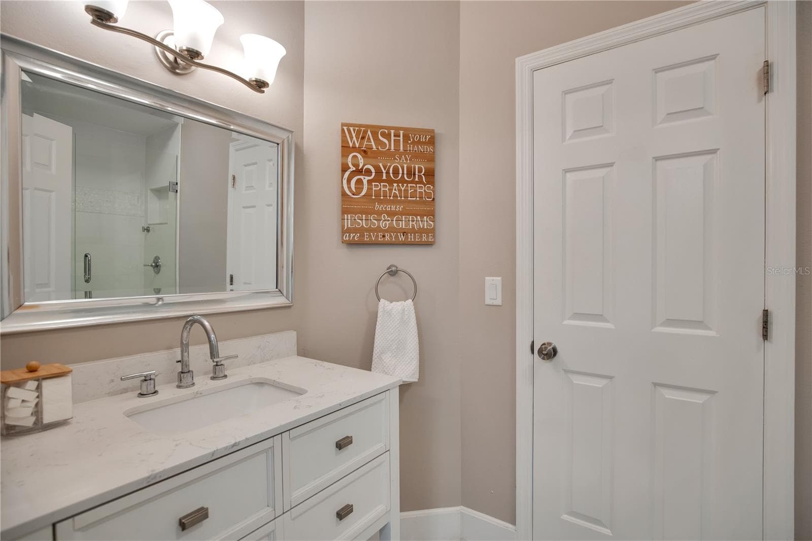 8368 RAMBLING RIVER DRIVE — photo 28 of 41