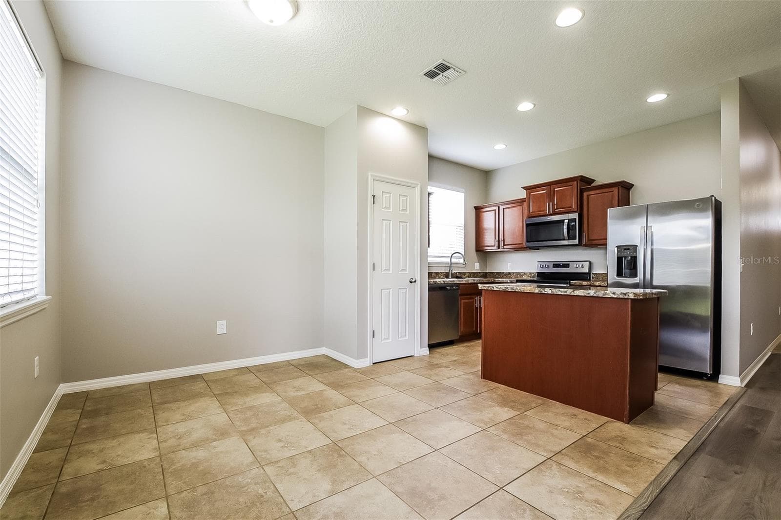231 BLACKSTONE CREEK ROAD — photo 10 of 31