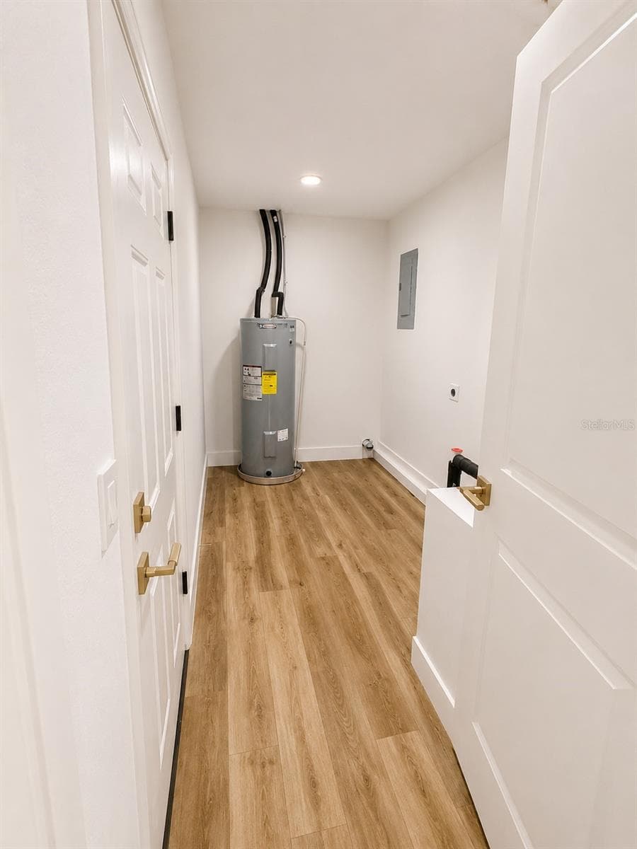 275 RANGER BOULEVARD — photo 26 of 32