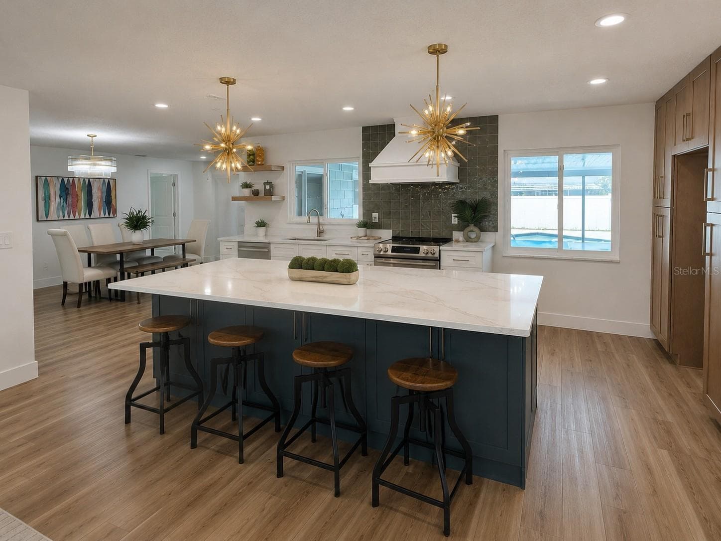 275 RANGER BOULEVARD — photo 9 of 32