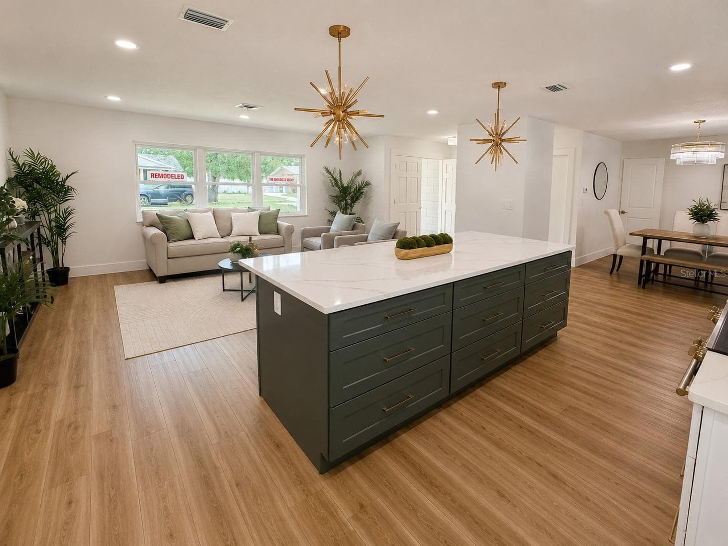 275 RANGER BOULEVARD — photo 7 of 32