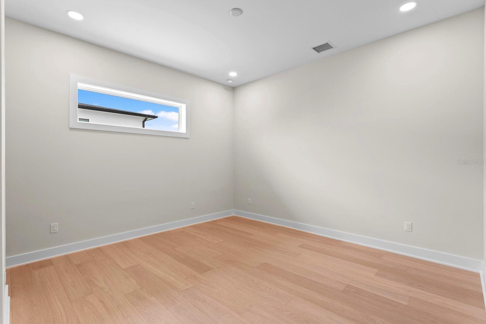 5021 LEONA STREET — photo 35 of 48