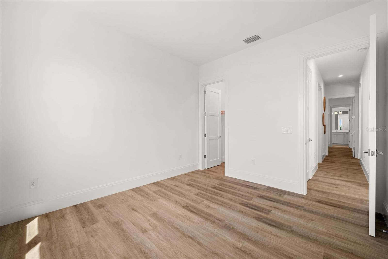42231 LAKE TIMBER DRIVE — photo 31 of 50