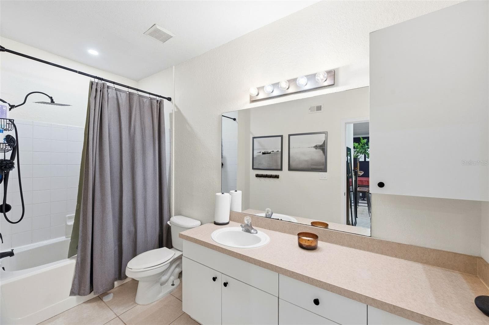 4323 BAYSIDE VILLAGE DRIVE — photo 11 of 40
