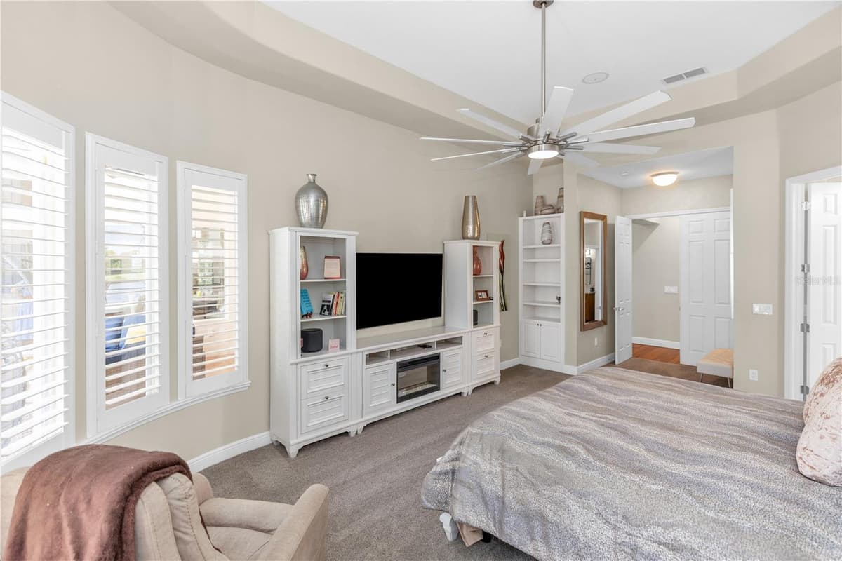 236 EAGLE ESTATES DRIVE — photo 22 of 62