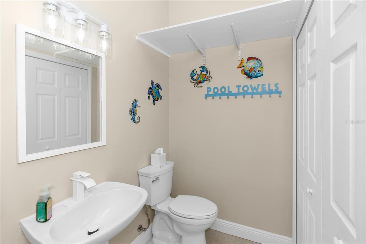 236 EAGLE ESTATES DRIVE — photo 47 of 62
