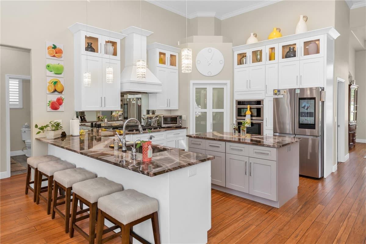 236 EAGLE ESTATES DRIVE — photo 13 of 62