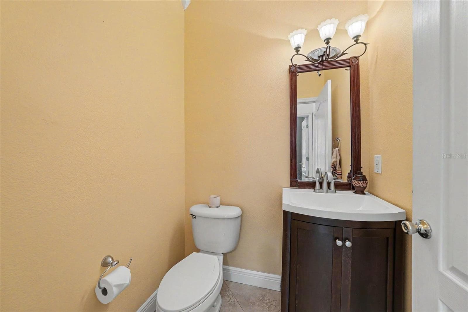 1724 WOODMARKER COURT — photo 22 of 35