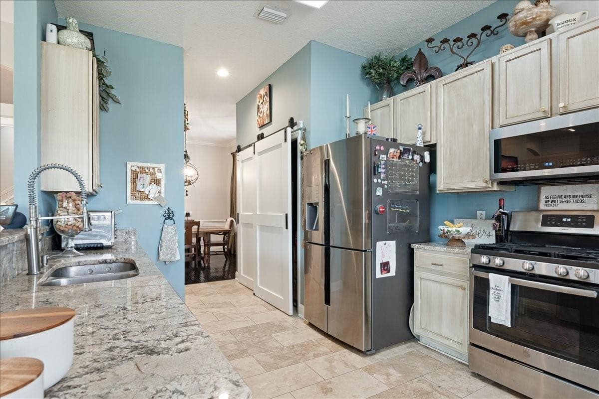 995 GARRISON DRIVE — photo 26 of 78