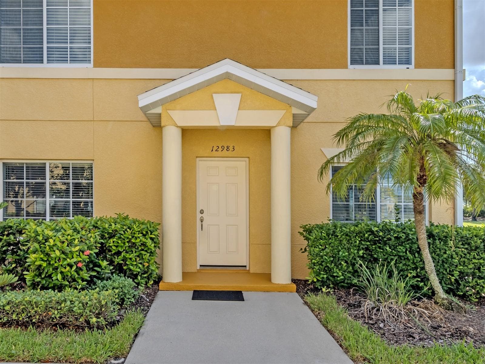 12983 TIGERS EYE DRIVE — photo 4 of 65