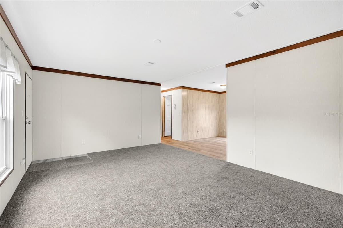 1540 187TH AVENUE — photo 7 of 34