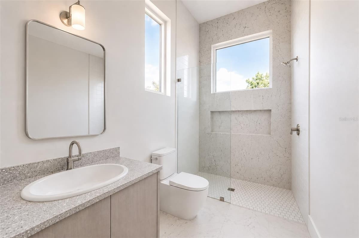 1351 VIA MARKHAM COURT — photo 15 of 49