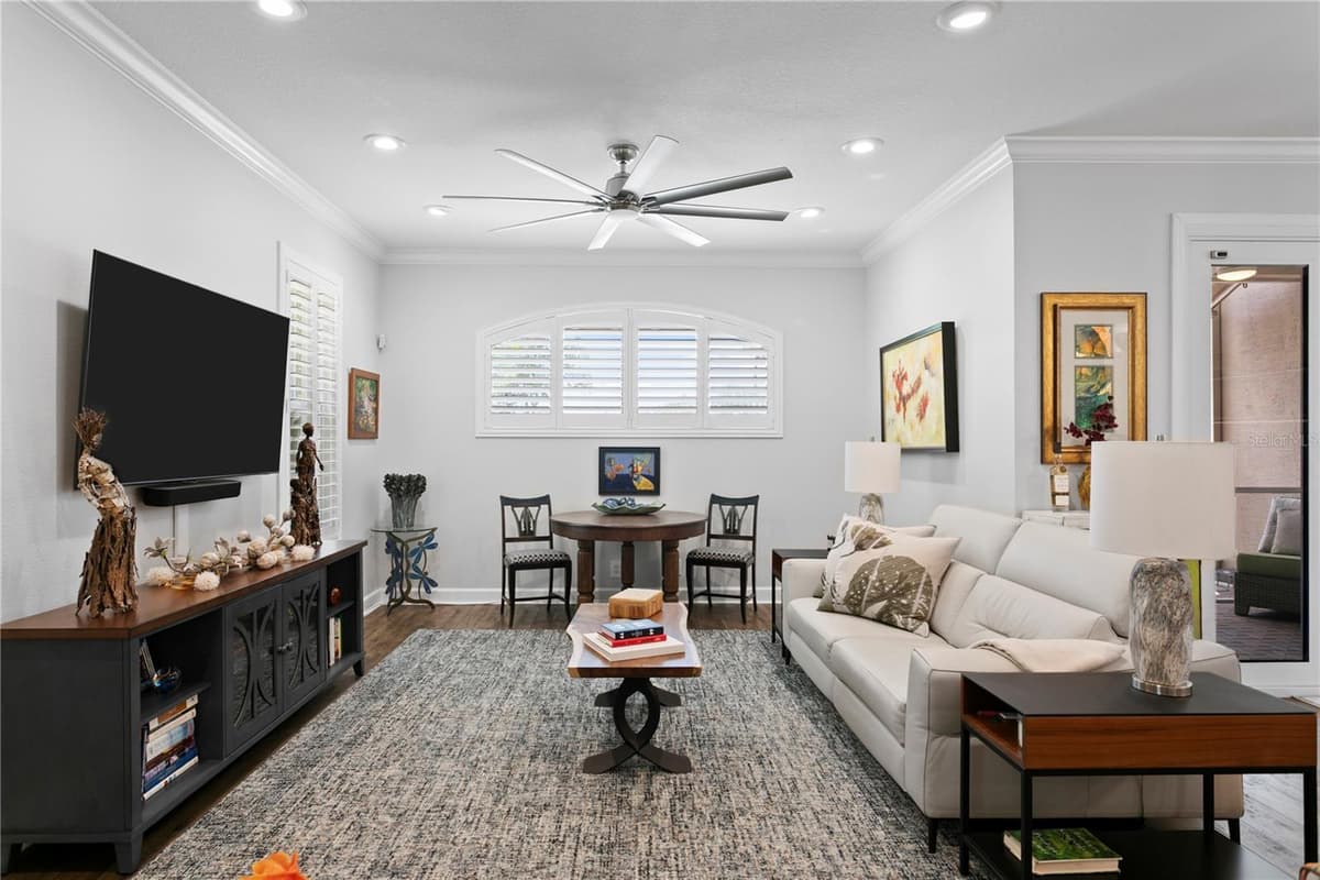 6066 GULFPORT BOULEVARD — photo 7 of 55
