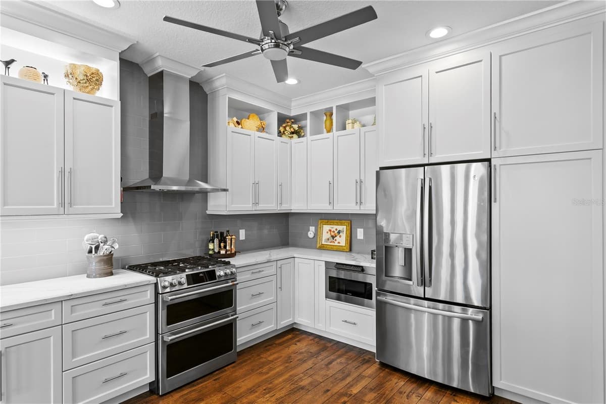 6066 GULFPORT BOULEVARD — photo 14 of 55