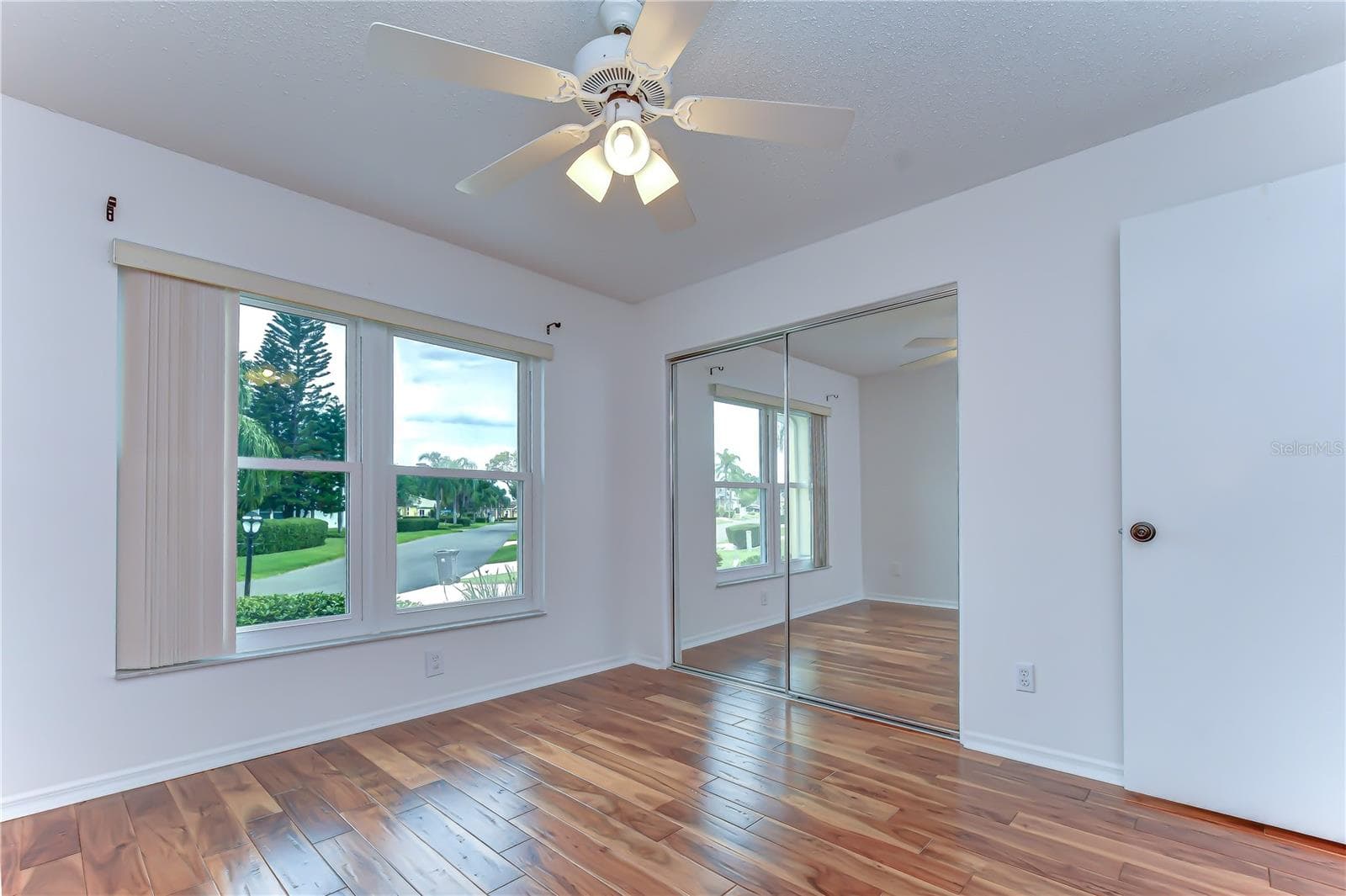818 MCCALLISTER AVENUE — photo 17 of 28