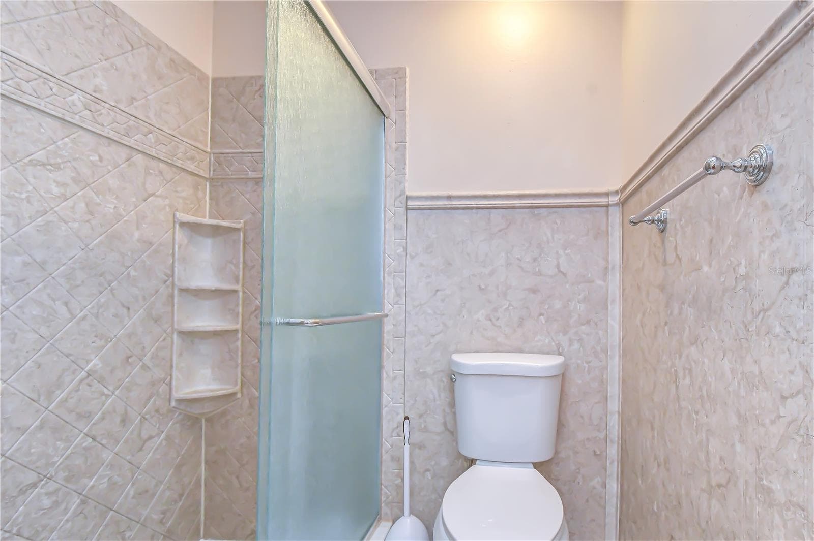 818 MCCALLISTER AVENUE — photo 16 of 28