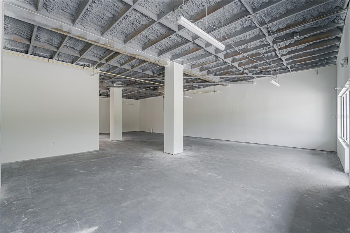 215 CENTER STREET — photo 10 of 16