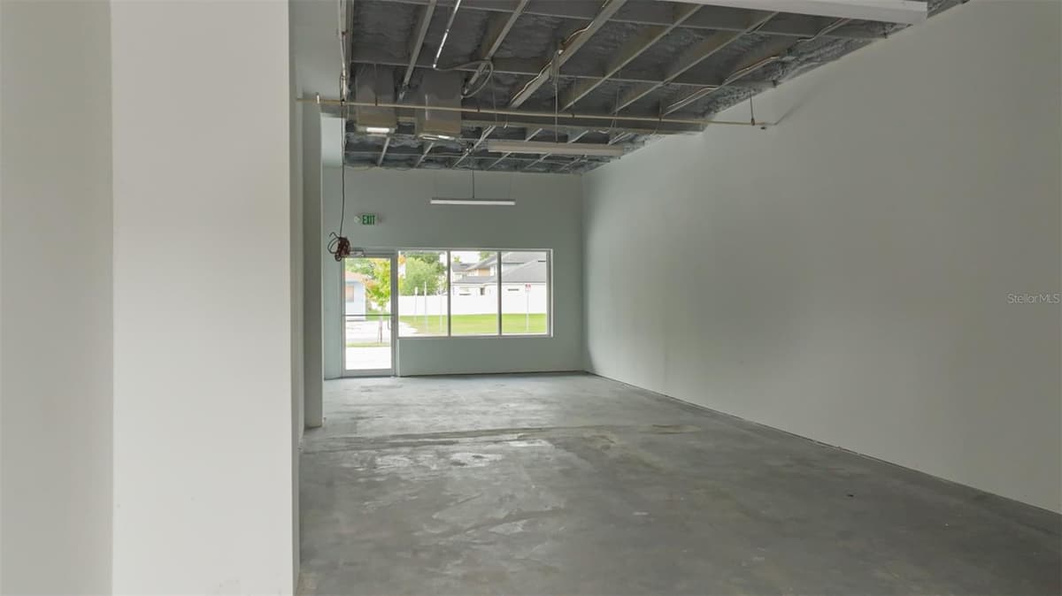 215 CENTER STREET — photo 16 of 16
