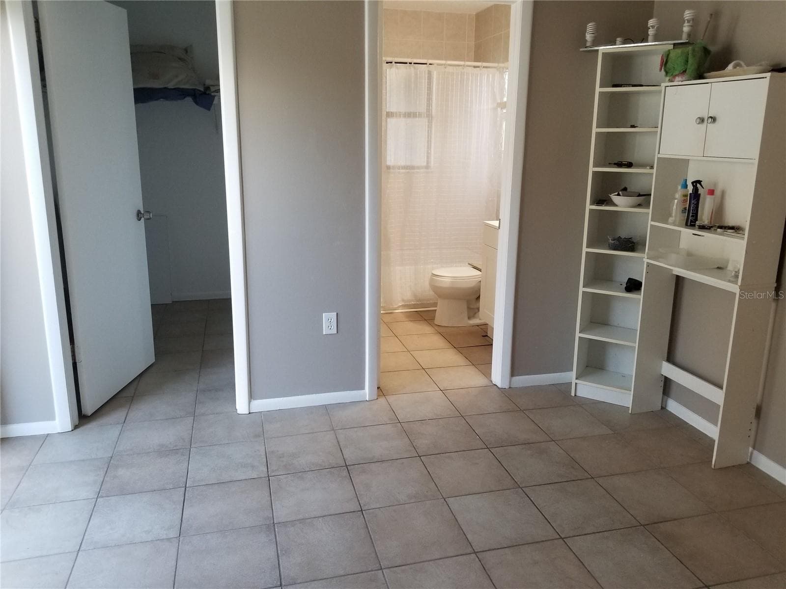 11231 PENDLETON AVENUE — photo 3 of 9