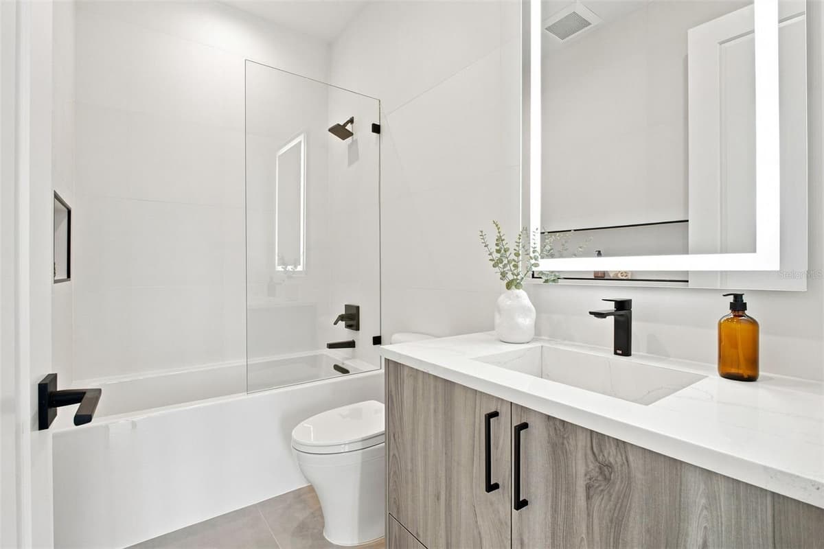 1076 SNELL ISLE BOULEVARD — photo 35 of 52