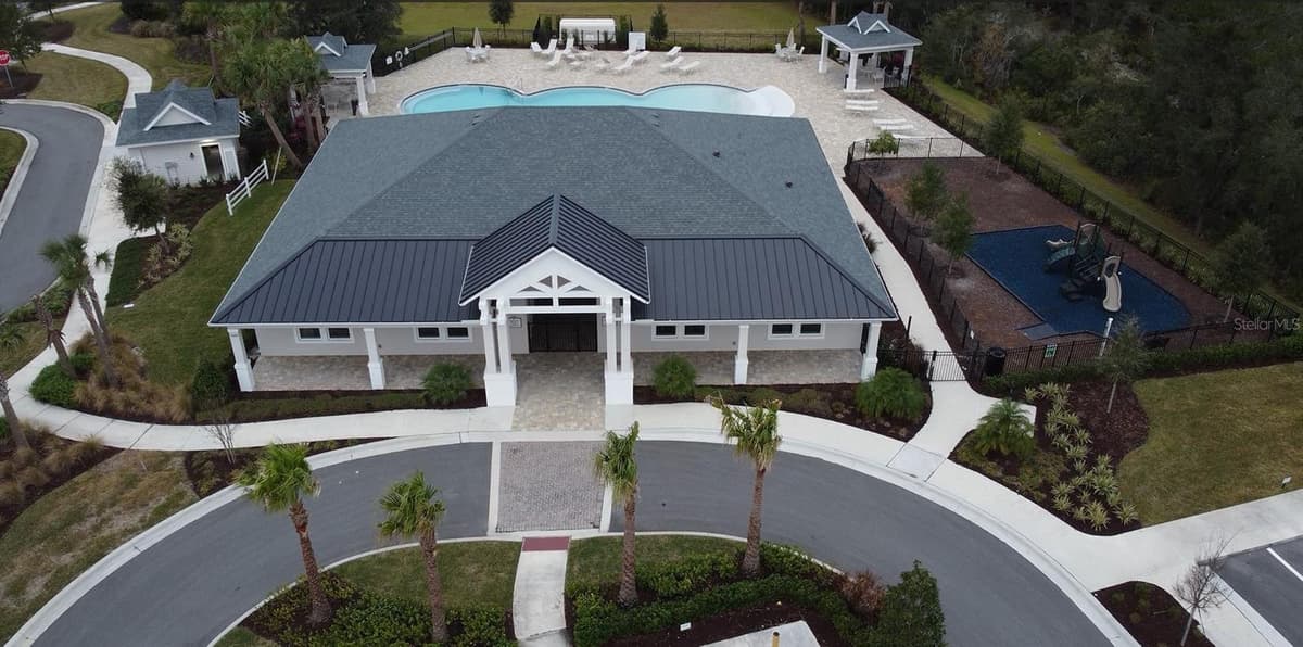 975 MEGANO BOULEVARD — photo 4 of 12