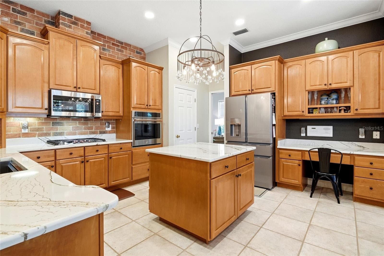 1246 DARLINGTON OAK CIRCLE — photo 11 of 80