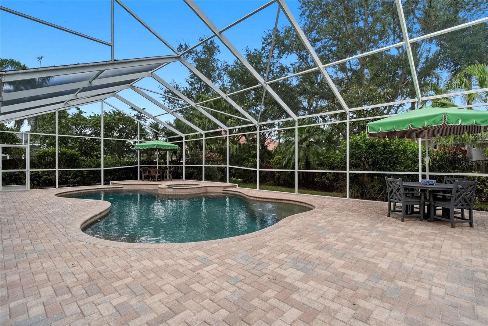 1246 DARLINGTON OAK CIRCLE — photo 57 of 80