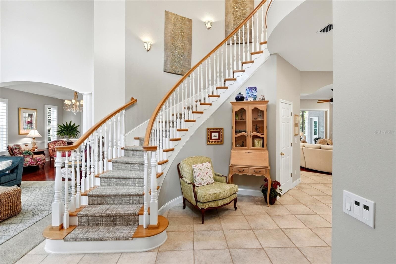 1246 DARLINGTON OAK CIRCLE — photo 2 of 80