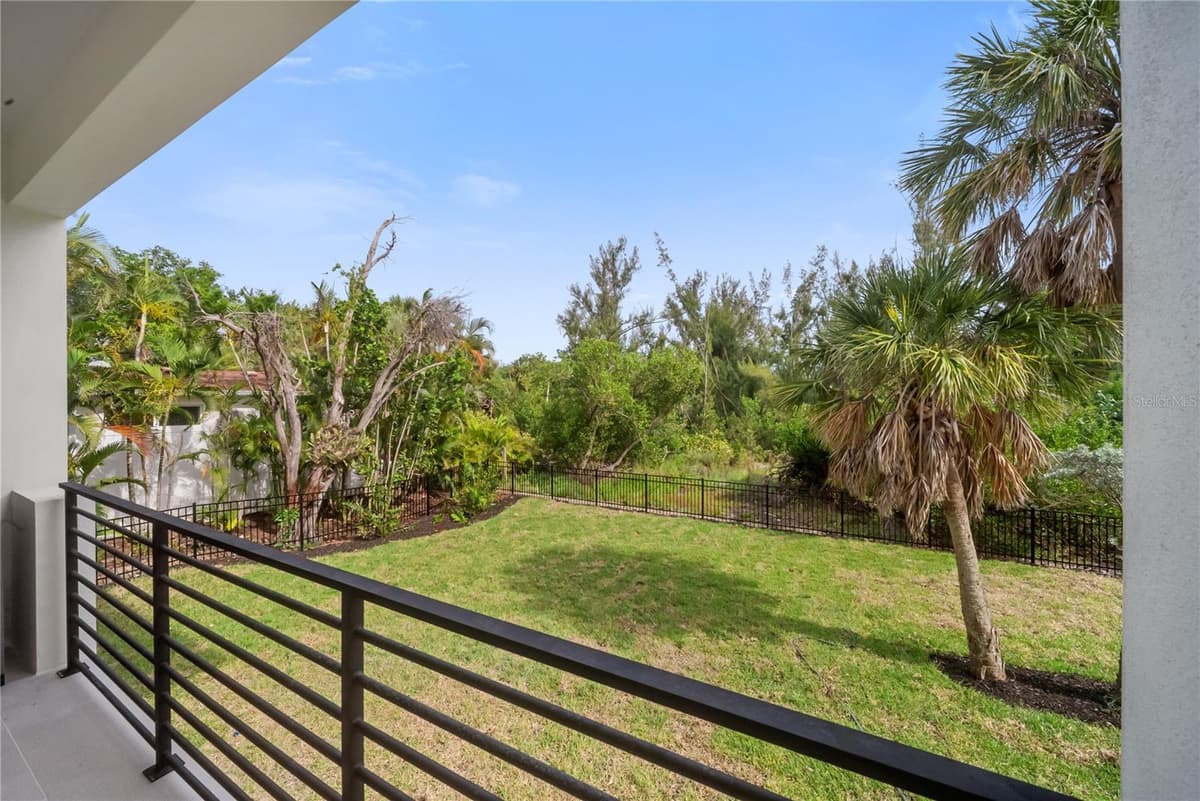 626 BUTTONWOOD DRIVE — photo 77 of 91