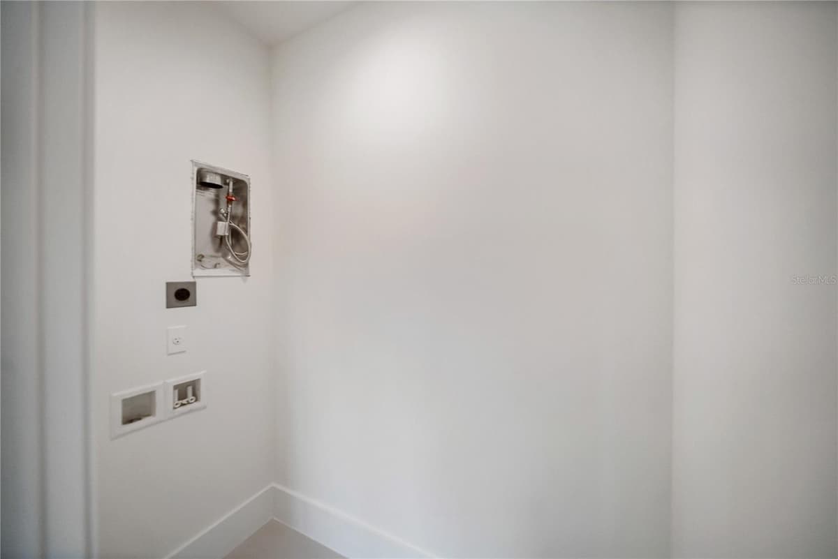626 BUTTONWOOD DRIVE — photo 55 of 91
