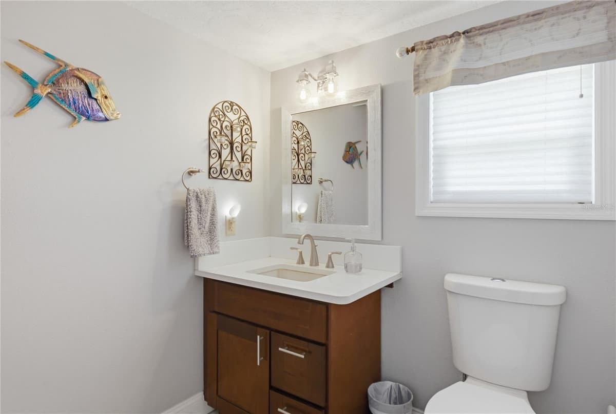 242 ANNALISA PLACE — photo 14 of 40