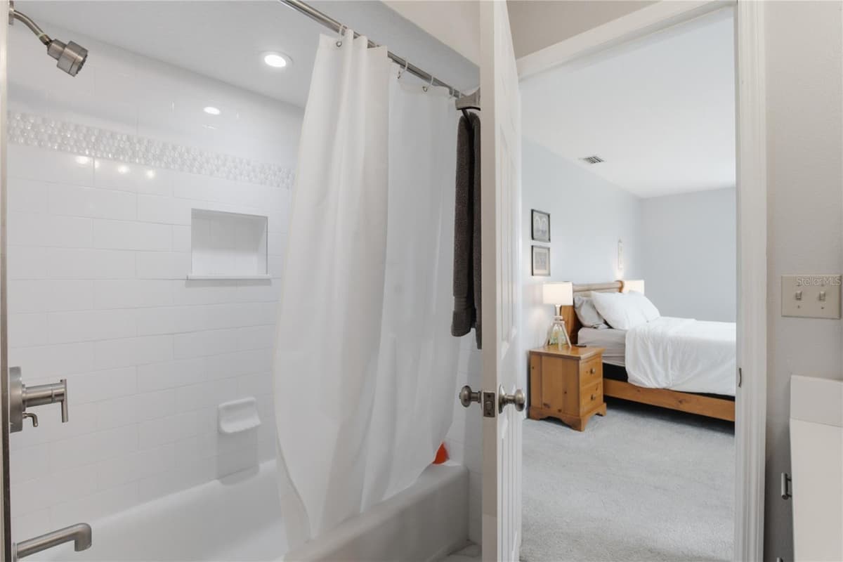 242 ANNALISA PLACE — photo 35 of 40