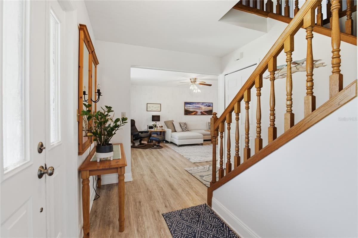 242 ANNALISA PLACE — photo 4 of 40
