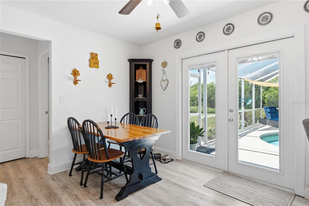 242 ANNALISA PLACE — photo 15 of 40