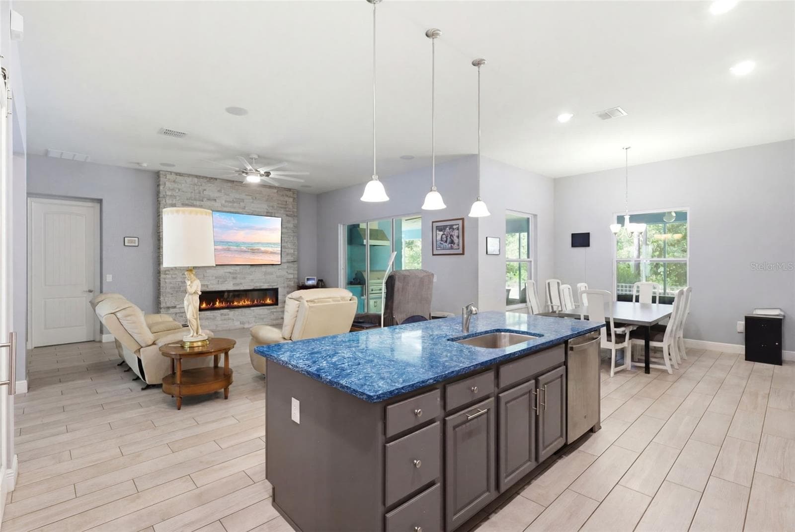 922 VOLUSIA TIMBER COURT — photo 14 of 47