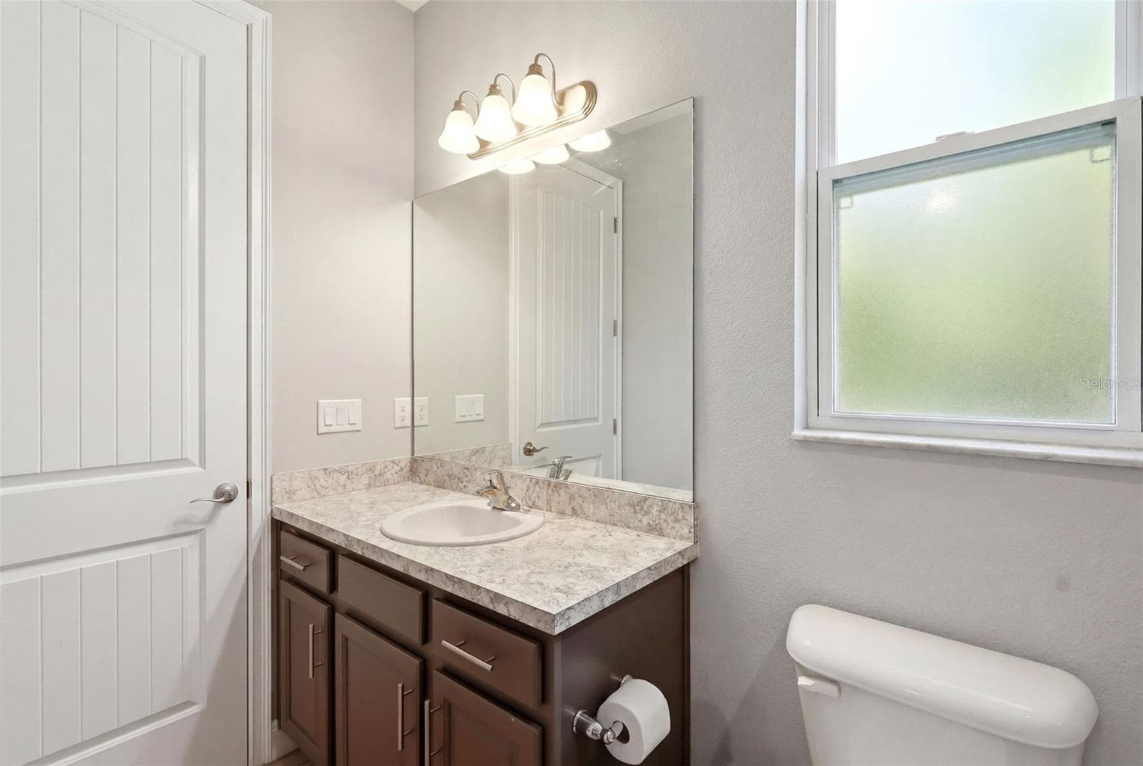 922 VOLUSIA TIMBER COURT — photo 33 of 47
