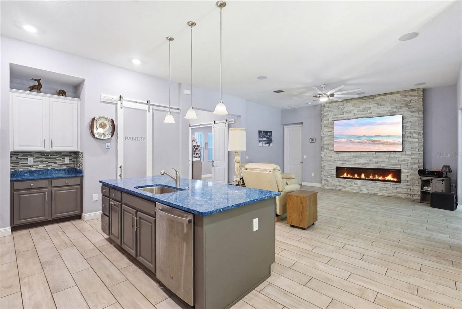 922 VOLUSIA TIMBER COURT — photo 16 of 47