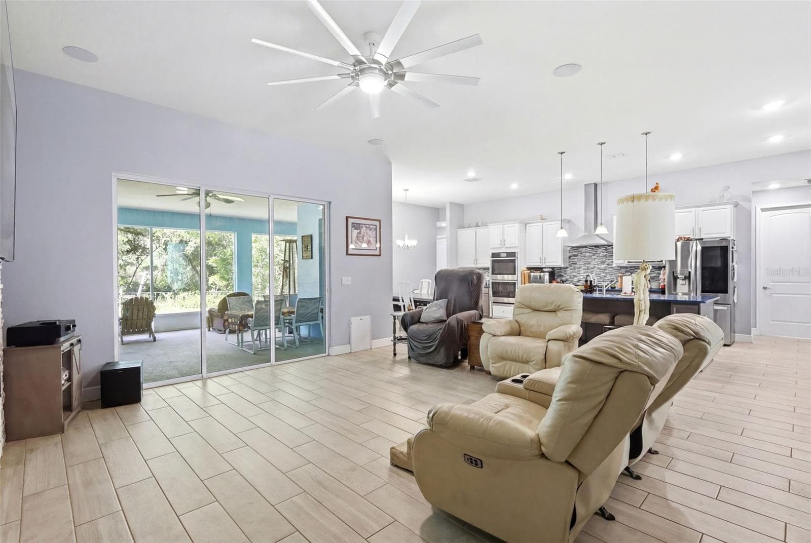922 VOLUSIA TIMBER COURT — photo 10 of 47
