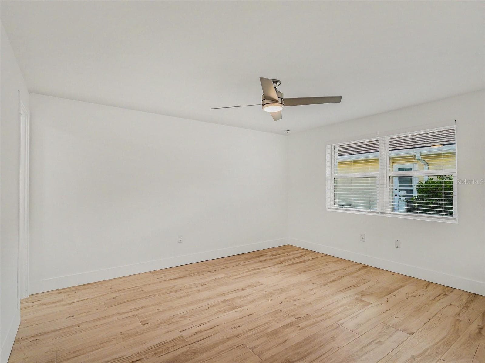 548 BELVEDERE COURT — photo 41 of 51
