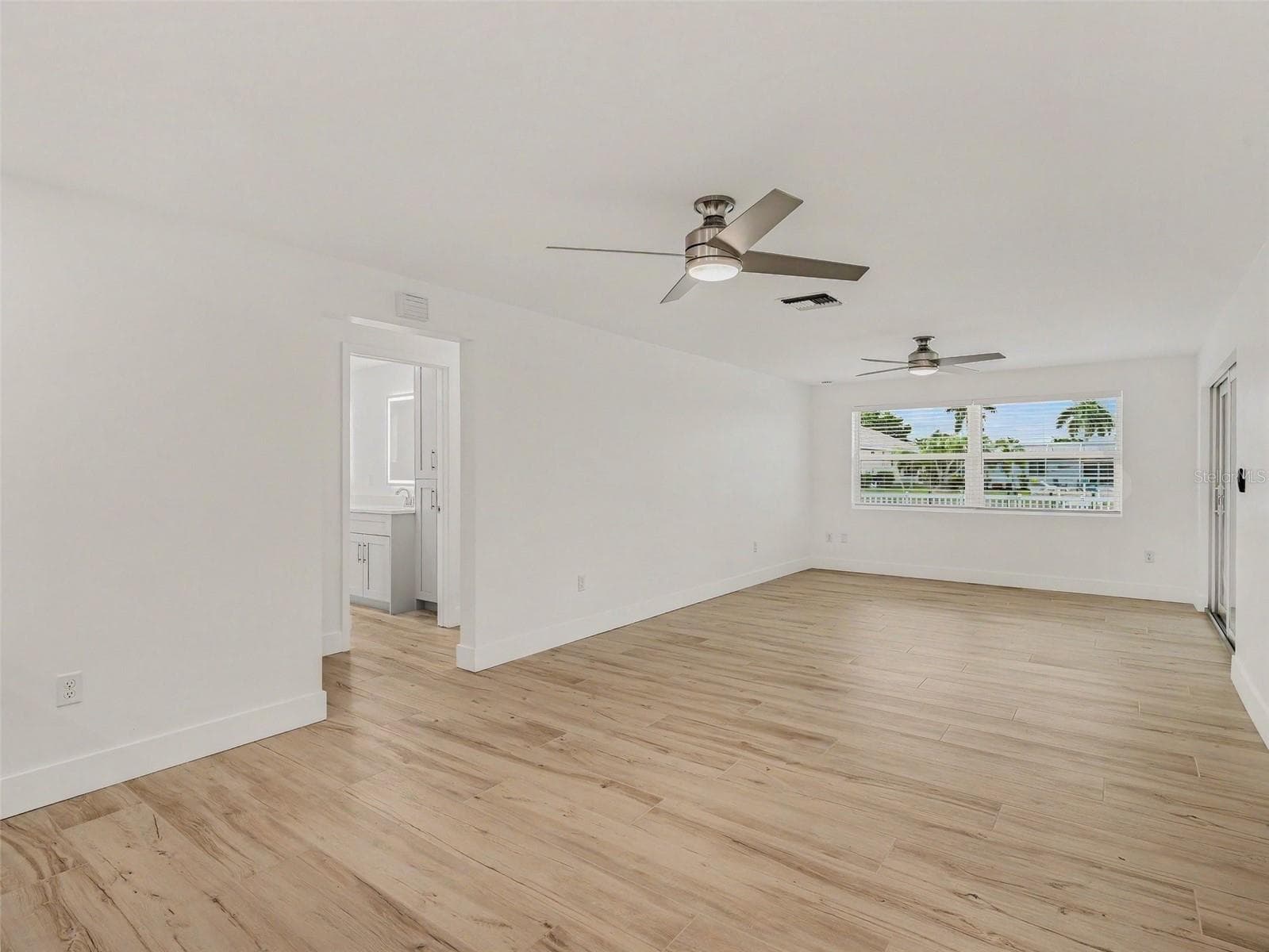 548 BELVEDERE COURT — photo 29 of 51