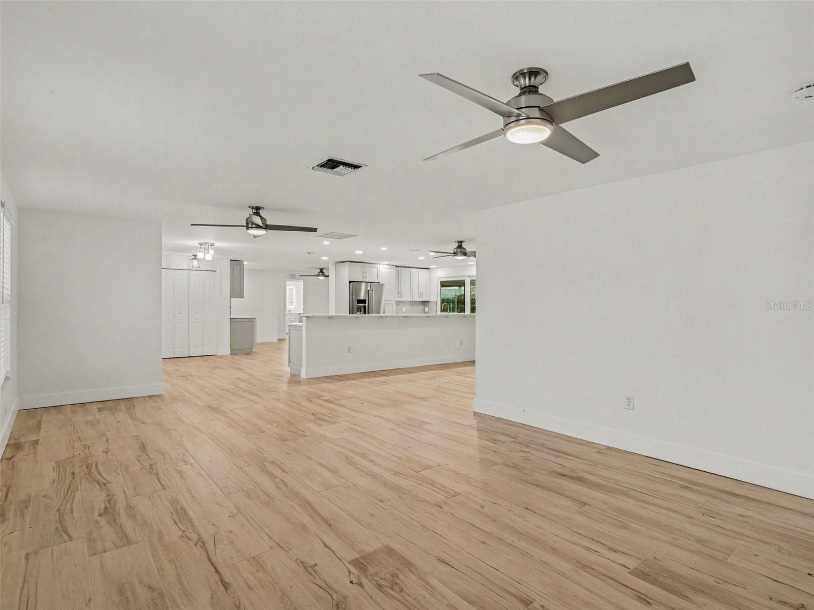 548 BELVEDERE COURT — photo 26 of 51